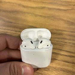 AirPods Gen 2