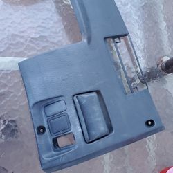 2000 Honda Civic bottom stereo stereo panel