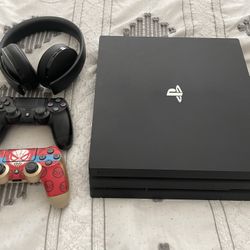 Sony PS4 PRO 