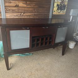 Free Cabinet 