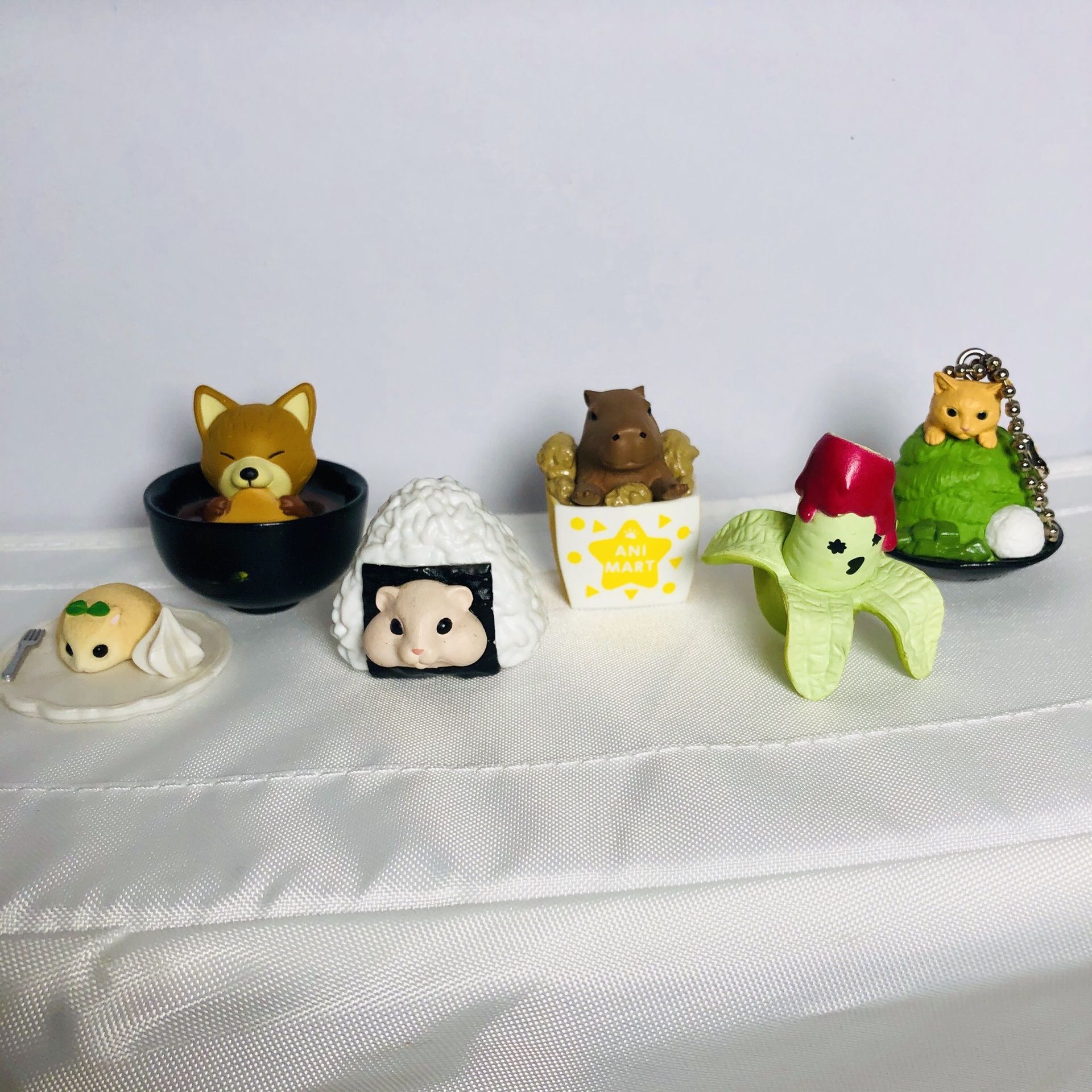 Gashapon Food Animal Toys Random Set