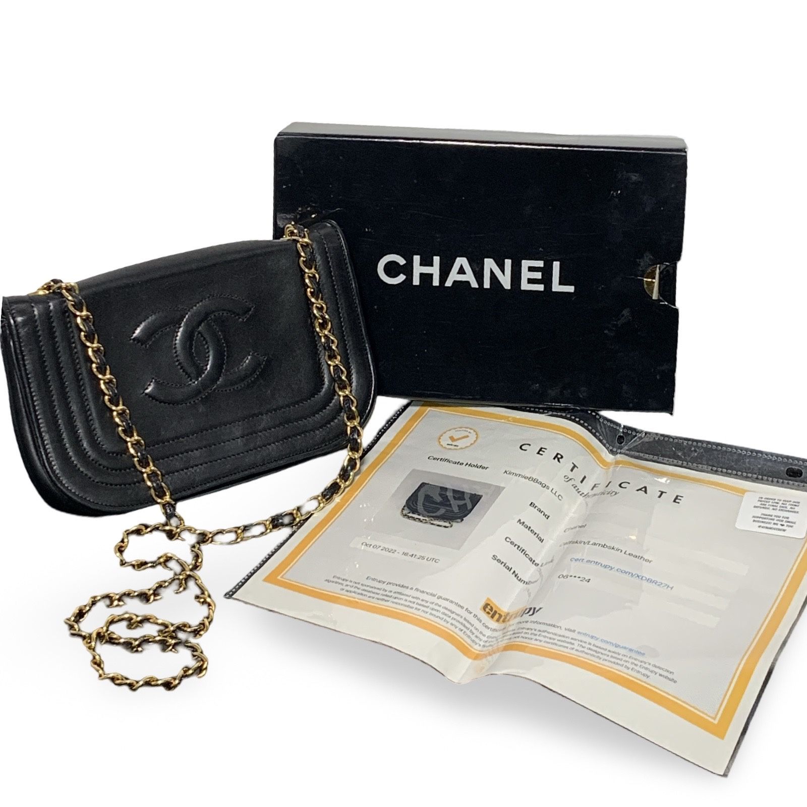 Chanel Vintage Flap Bag - Lambskin Leather - Gold Chain & Hardware