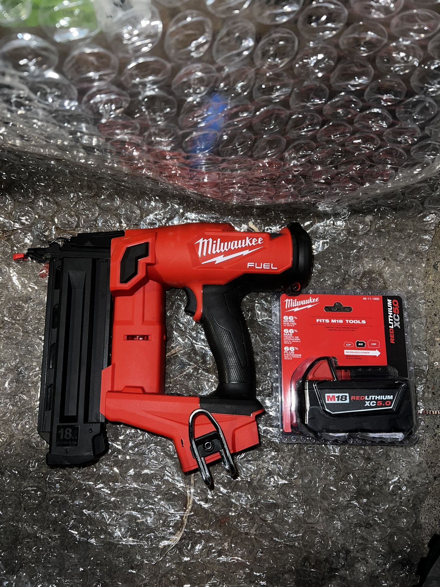 Milwaukee 18G Brad Nailer 5.0