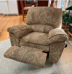 Gorgeous Oversized Recliner/Rocker