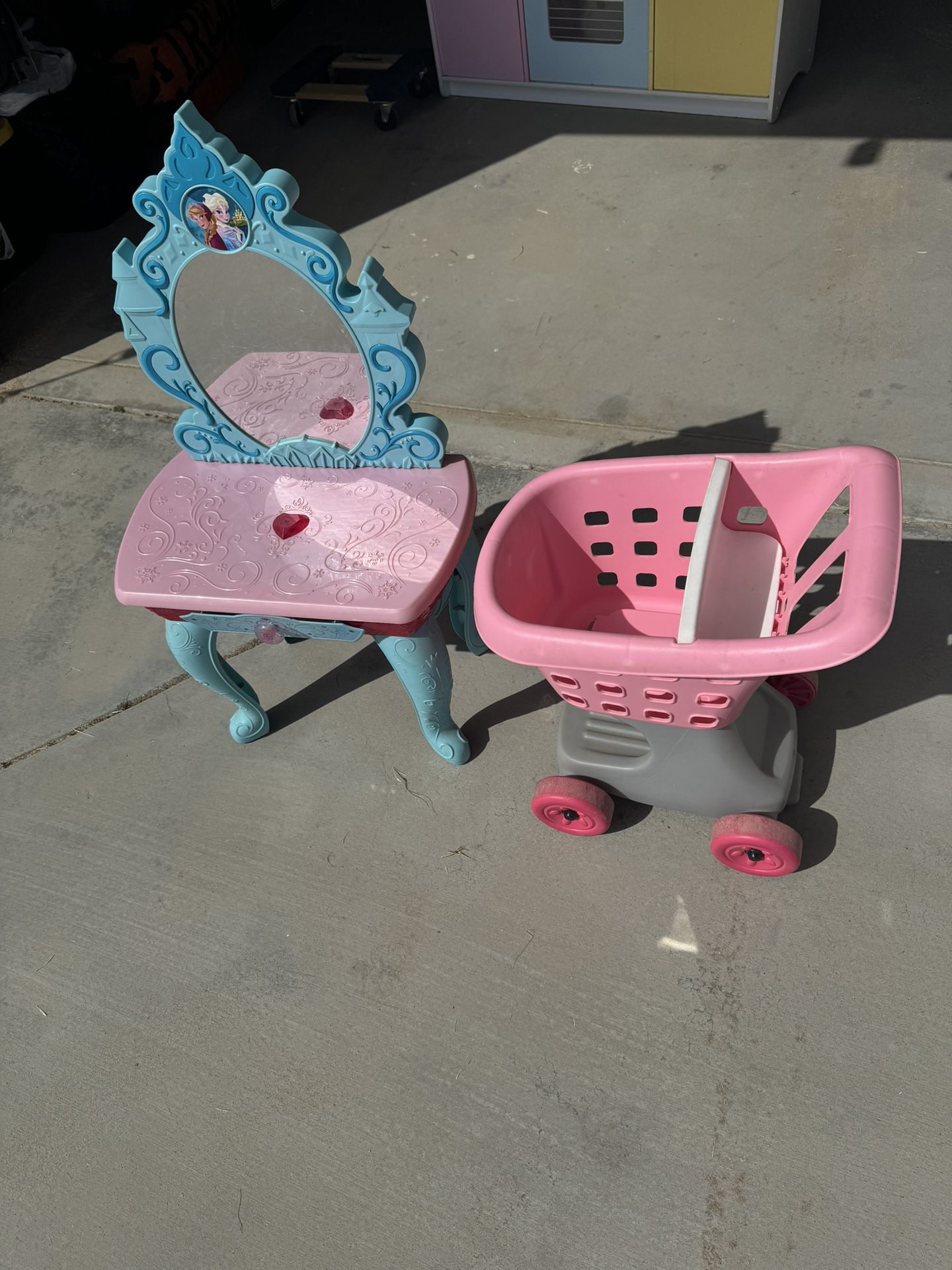 Child/kid Plastic Play Vanity And Shopping Cart