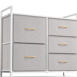 Dresser With Storage Drawers 