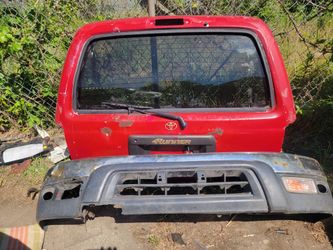 Toyota 4Runner Parts back hatch and bumper