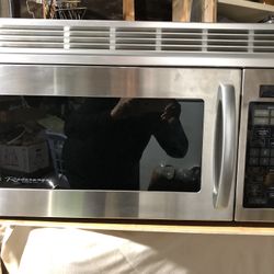 Microwave Oven