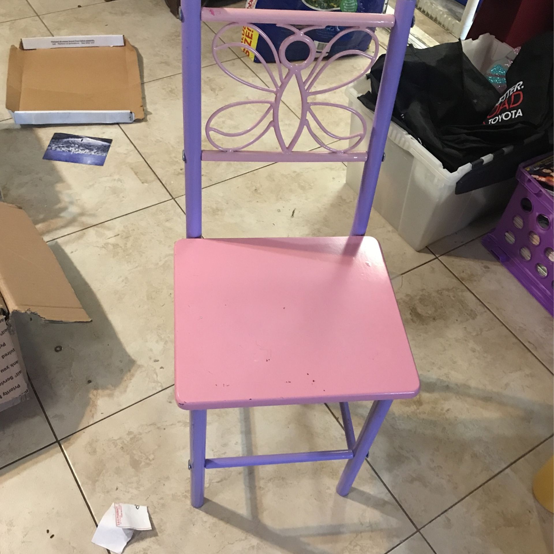 Child’s Desk Chair