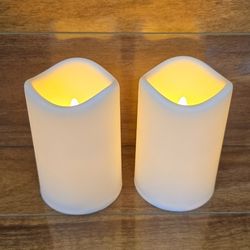 NEW 4.5" Flameless Candle, Battery Operated. $3 each
