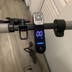 YouF Electric Scooter 