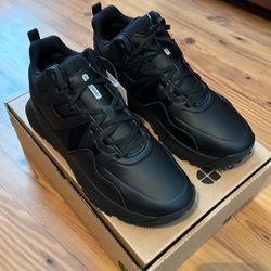 Men’s Slip Resistant Restaurant Shoes, Size 12 Brand New