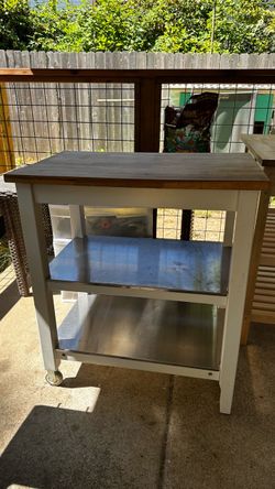 Kitchen island