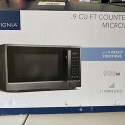 Insignia Microwave 