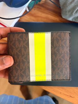 Michael Kors Bifold Wallet