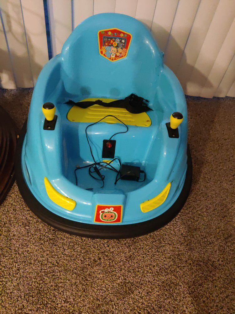 Children's Bumper Car Has Charger And Ready Too Ride