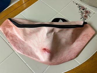Tummy pouch bag