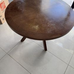 Round Table 4 Or 6 Seats