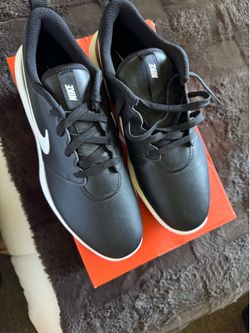 Nike Roshe Blk size 10
