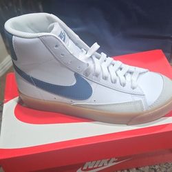 Nike DA4086 132