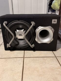 JBL BassPro 12”