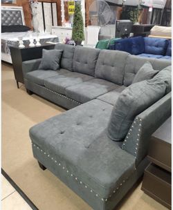 L Shape Sectional Couch / Available For Same Day Pick Up