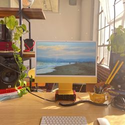 Yellow 24″ iMac (2021, M1, 8 GB RAM, 1 TB SSD) – Great for Music/Photo/Video