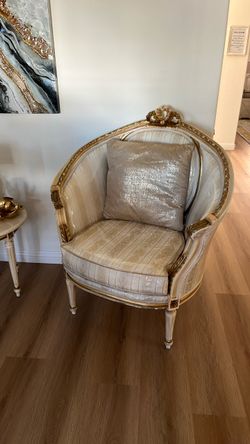 Armani provincial set