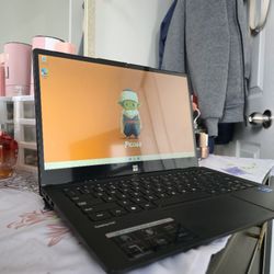 🔥 Laptop Ultraligera Gateway 14” COMO NUEVA – Rápida, Elegante y Lista para Usar 🔥