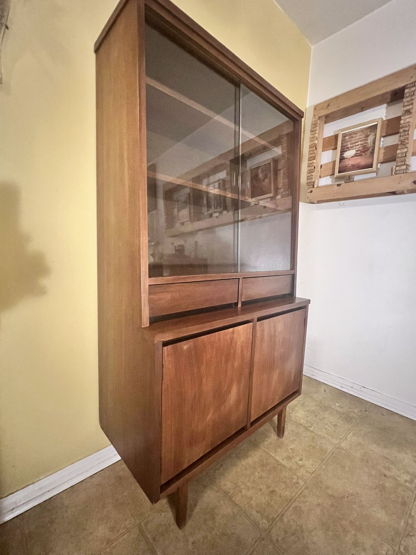 1960 Mid Century - Hutch Buffet