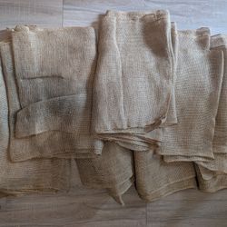 7 Burlap Runners