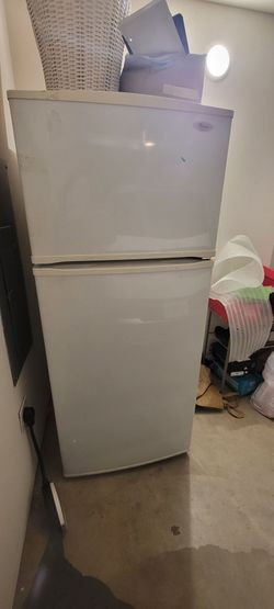 Whirlpool Refrigerator