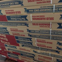 22 Boxes, 484 Sq Ft 3/4" Plano Grey Oak Flooring