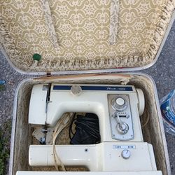 Sewing Machine Vintage