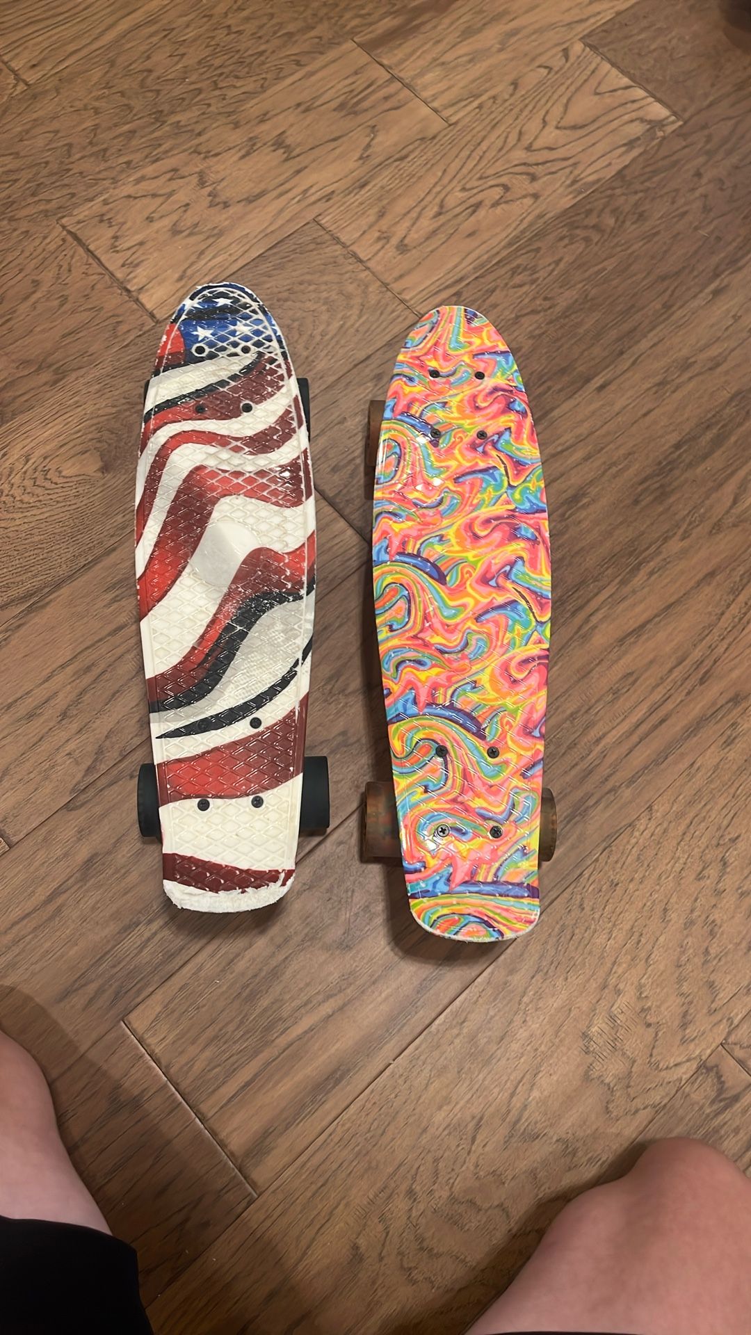 “Mini Cruiser Skateboards – Penny Style – USA & Swirl Designs”