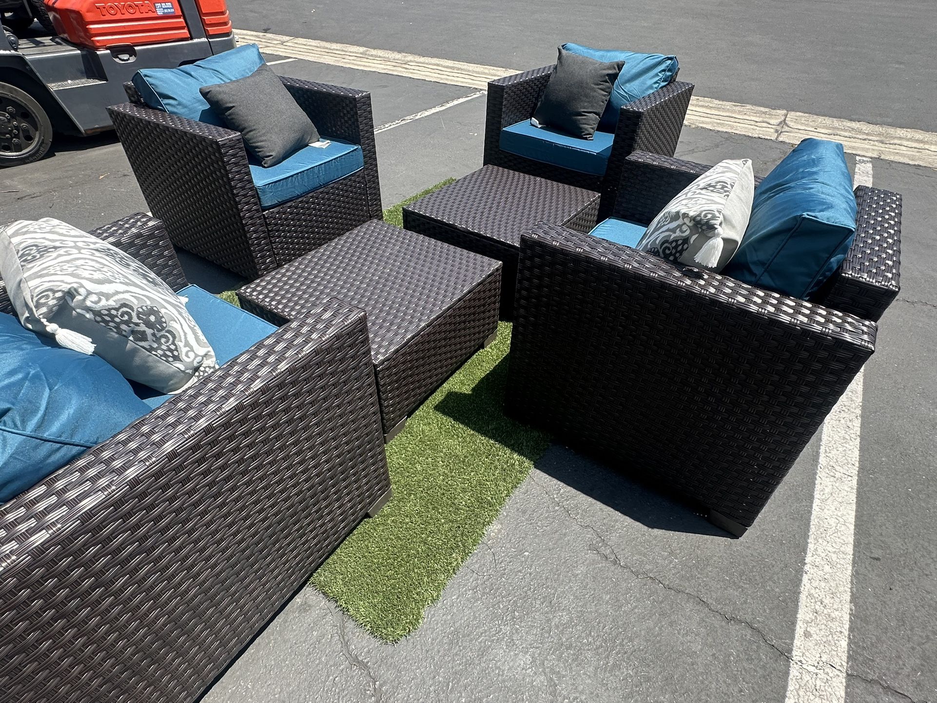 Outdoor Patio Furniture Set