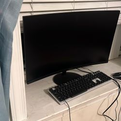 24 inch Koorui curved monitor. (keyboard not Included)
