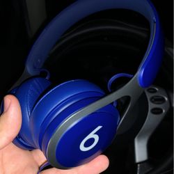 Dr Dre Beats Brand New Open Box