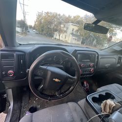 2014 Chevrolet Silv15 LT Truck