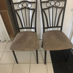 Metal Chairs 20 Good Condition 