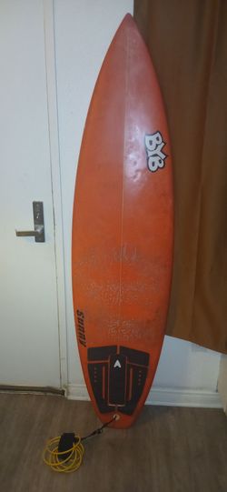 Surfboard BYB Sunny Model 6'2