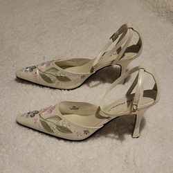 WOMENS PIERRE DUMAS LEATHER POINTED TOE CREAM FLORAL HEELS WITH ANKLE STRAP SIZE 7.5 