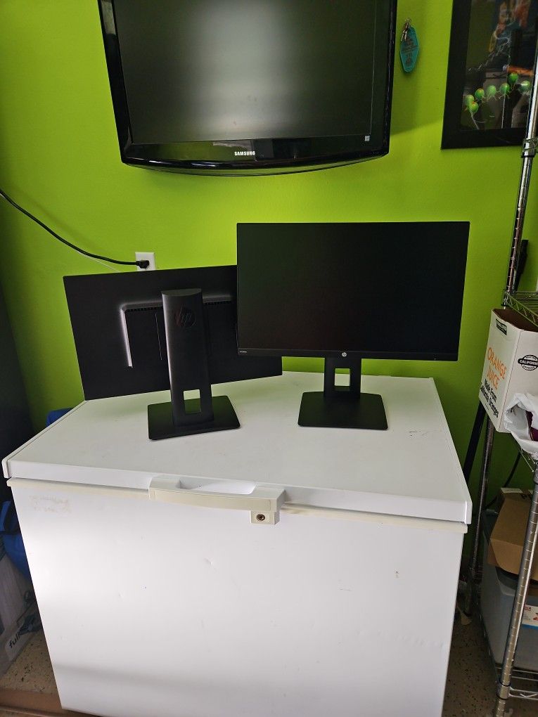 HP 24" Flat Screen Monitor