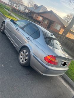 2004 BMW 325i