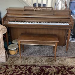 Whitney By kimball piano $0