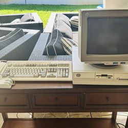 IBM 1980’s Computer 