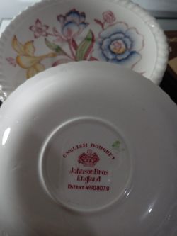 4 - English Bouquet - Johnson Bros England Porcelain - Saucers Thumbnail