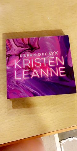 Kristen Leanne eyeshadow palette