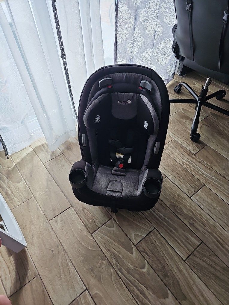 Car Seat 