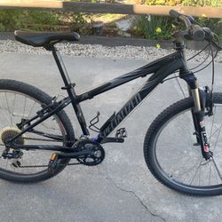 NICE SPECIALIZED A1 ROCKHOPPER MOUNTAIN BIKE 